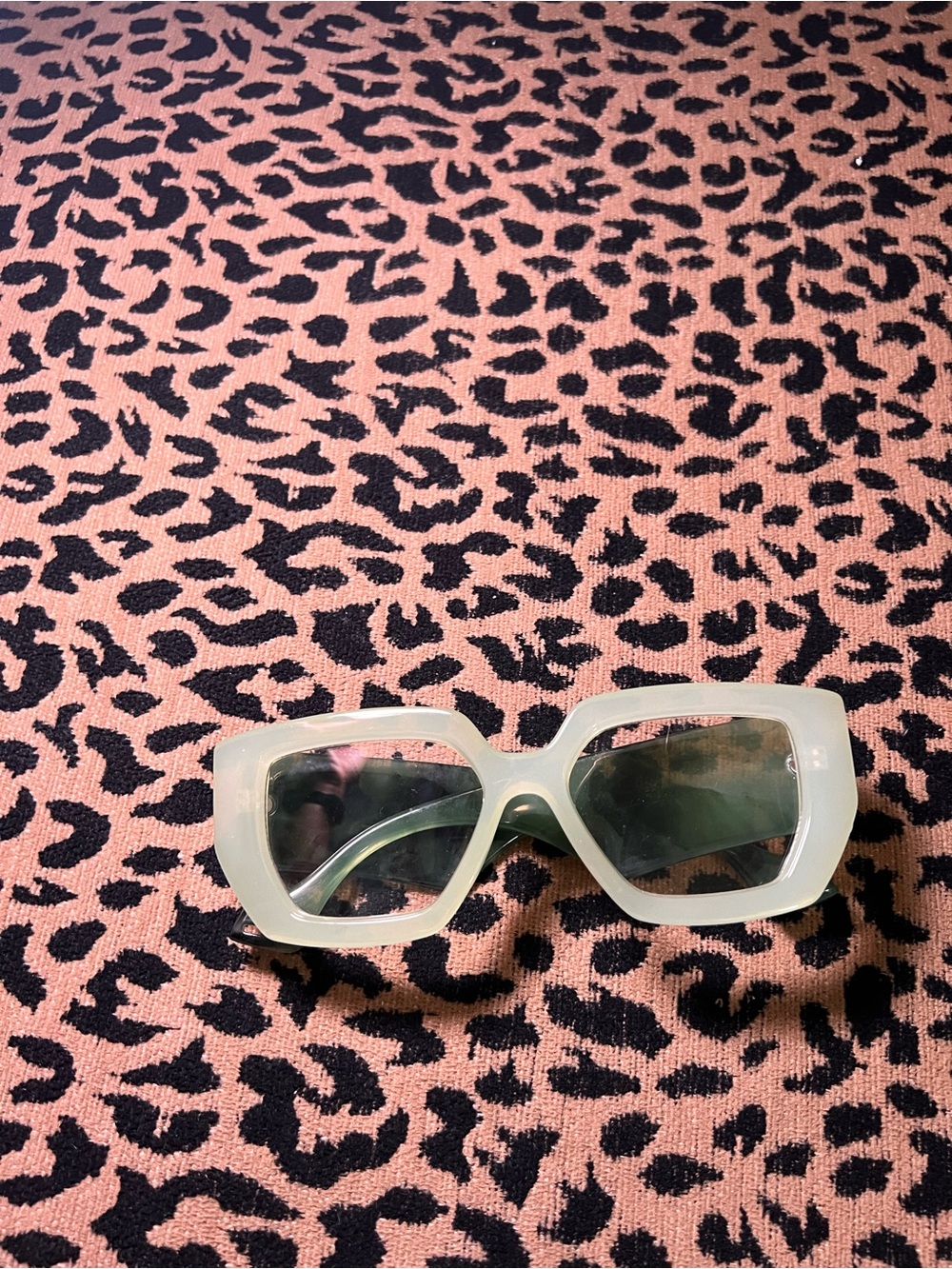 Green Thick Frame Blue-Light Glasses — Never Worn 👓🤎